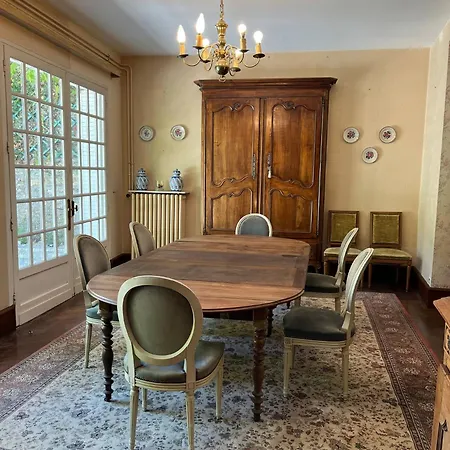 Hébergement de vacances Demeure 13 Personnes Au Centre De *