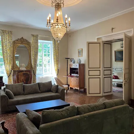 Hébergement de vacances Demeure 13 Personnes Au Centre De