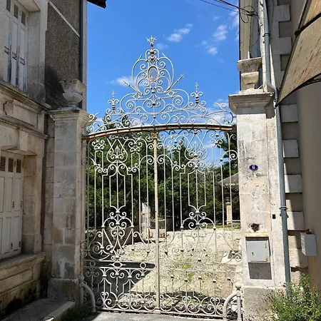 Demeure 13 Personnes Au Centre De Hébergement de vacances *