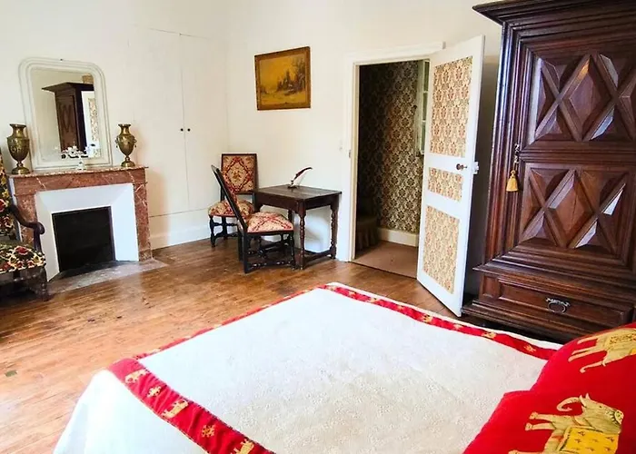 Demeure 13 Personnes Au Centre De *